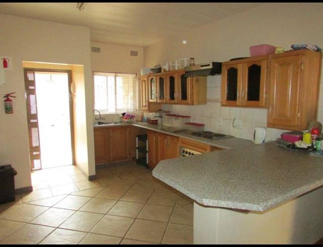3 BEDROOM DUPLEX FOR SALE IN ST MICHAELS ON SEA